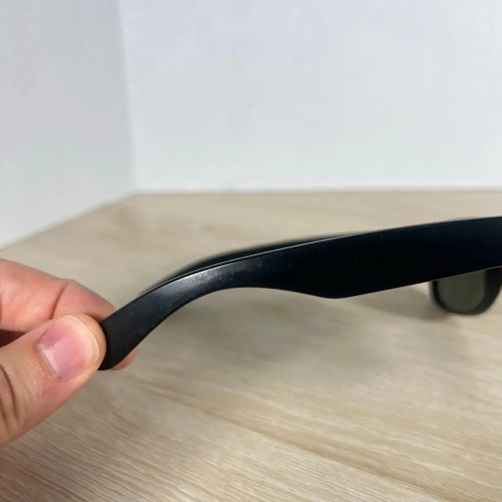 Ray-Ban RB2132 New Wayfarer Sunglasses Polarized Lenses 901 55-18 Black
